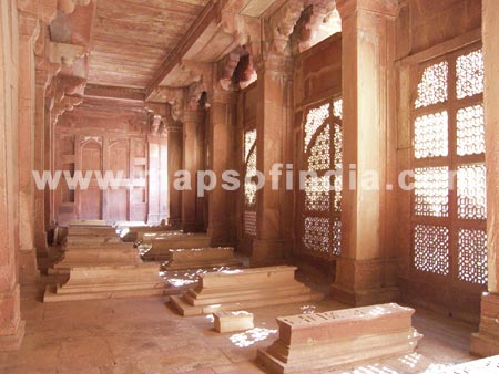 Inside Fatehpur Sikri