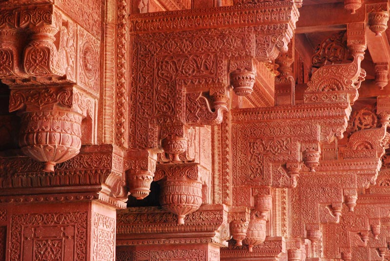 Designs inside Jahangiri Mahal
