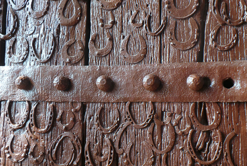 Horse shoes on the gate of Buland Darwaza