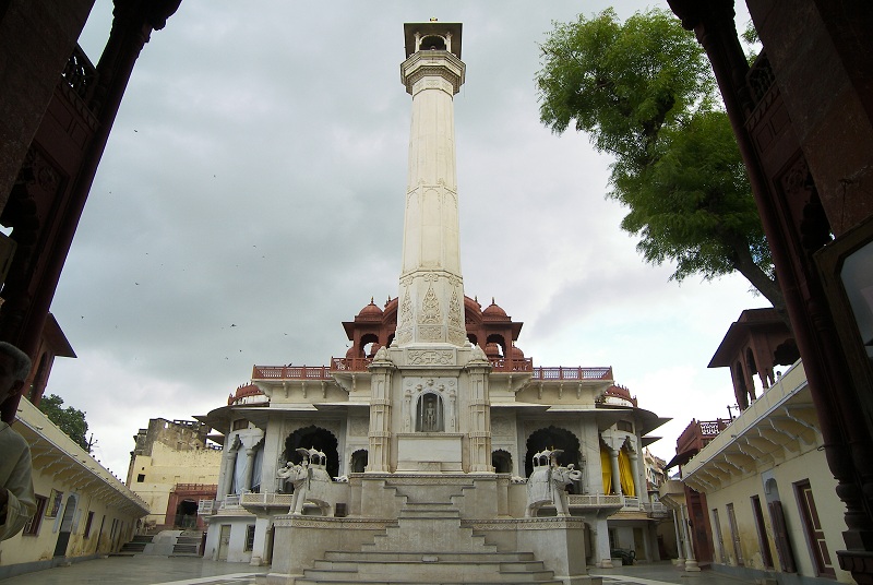 The-Manastambha-at-Lal-Jain-Temple-Ajmer