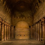 Tomb-with-stupa