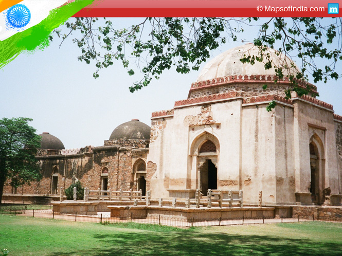 Hauz Khas Fort in Delhi