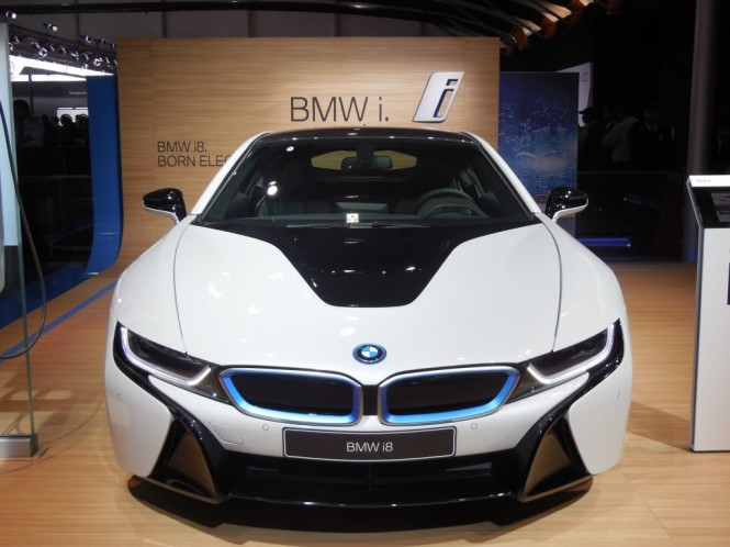 BMW i8