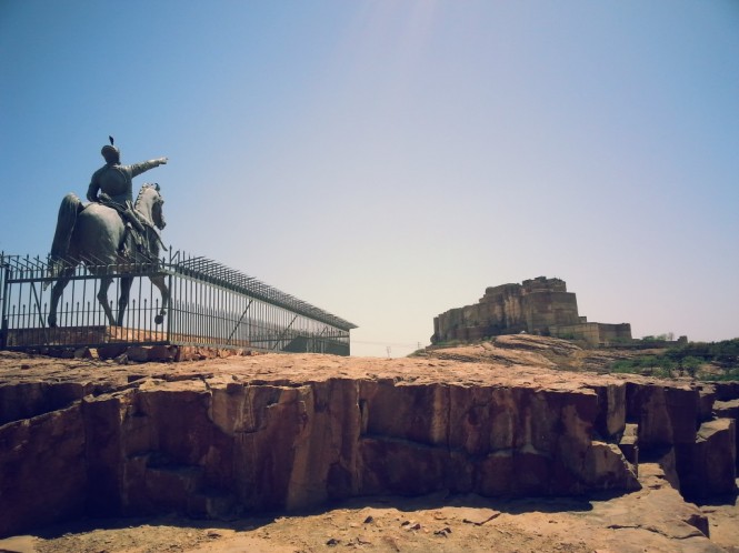 Jaswant Singh ji Statue