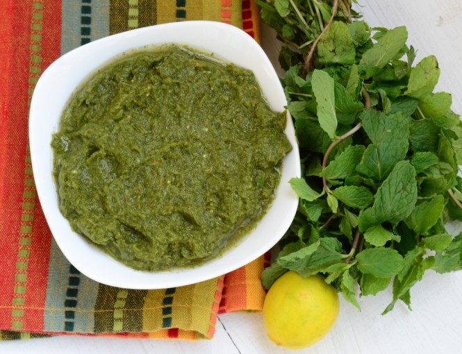 Coriander & Mint Green Chutney Image