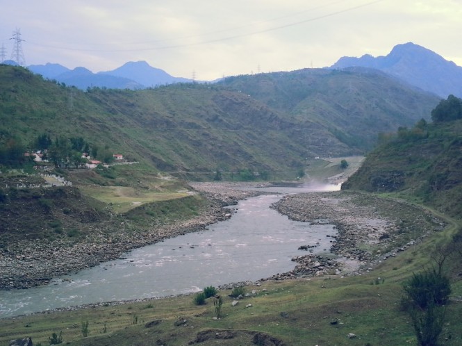 Pandoh Dam