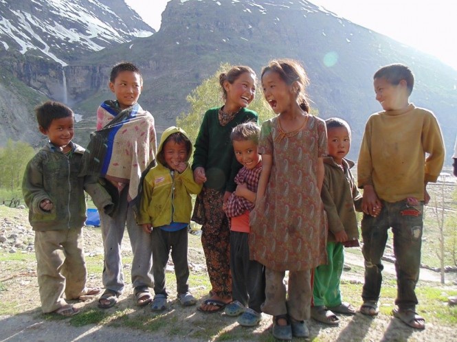 Kids at Sissu village