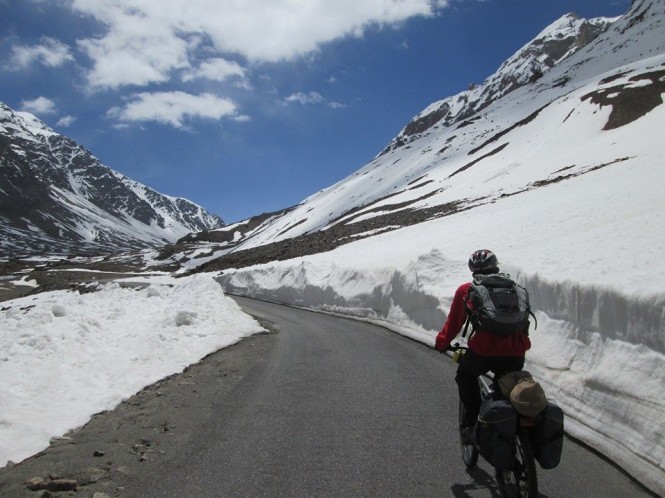 Cycling through snow on both sides