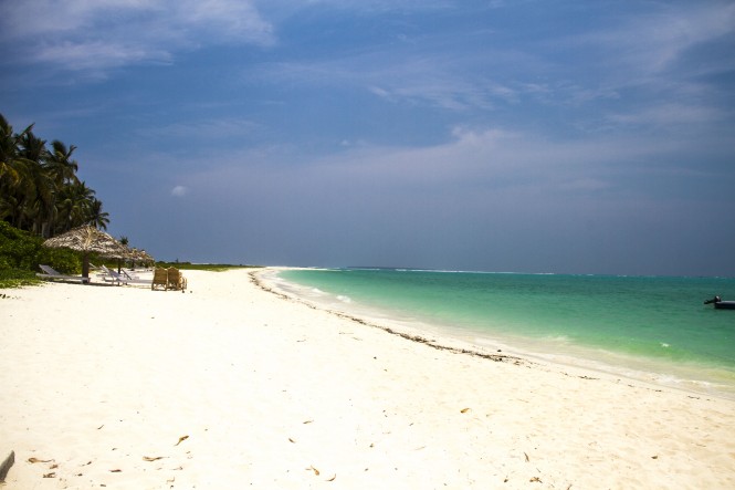 Blue Lagoons - Thinnkara Island