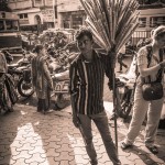 A flute-vendor at Colaba Causeway