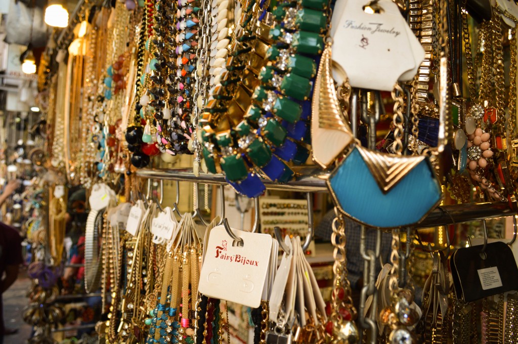 Artificial jewellery shop at Colaba Causeway