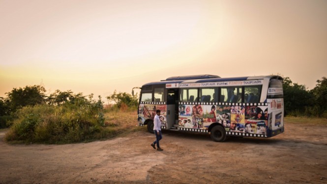 Film City tour bus