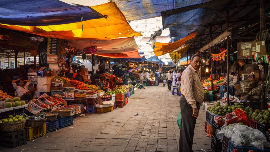 Fruit vendors at Crawford Market