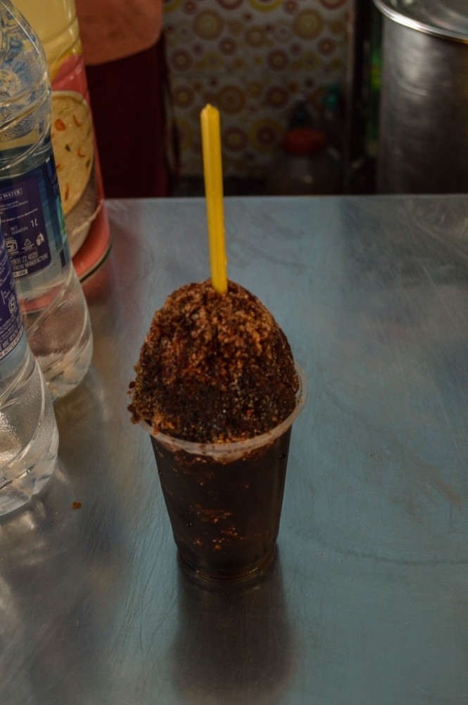 Kala Khatta ice gola