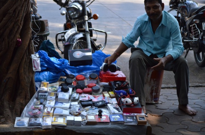 Mobile phone accessories seller