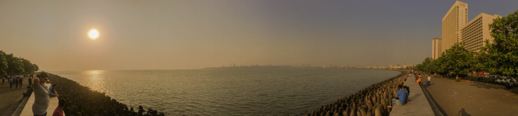 Panoramic view of Marine drive