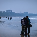 People enjoying at Juhu Beach