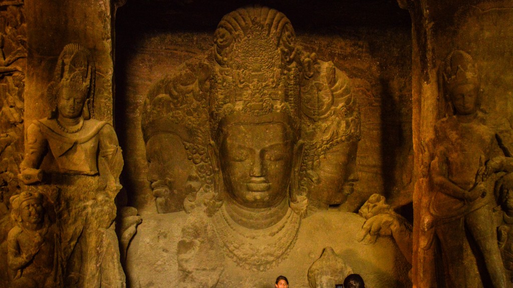 Trimurti statues at elephanta caves