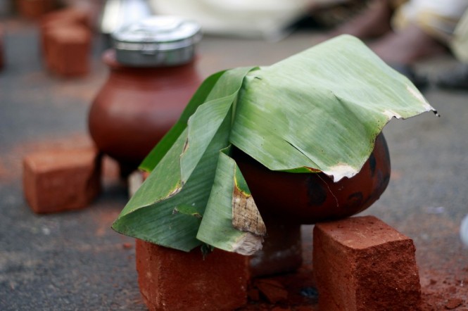 Traditional setup to lit the earthen pot to cook Pongala