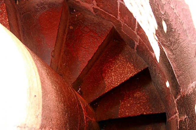 Steps inside Jama Masjid