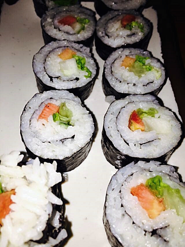 Sushi served at Shimtur Restaurant Paharganj, Delhi