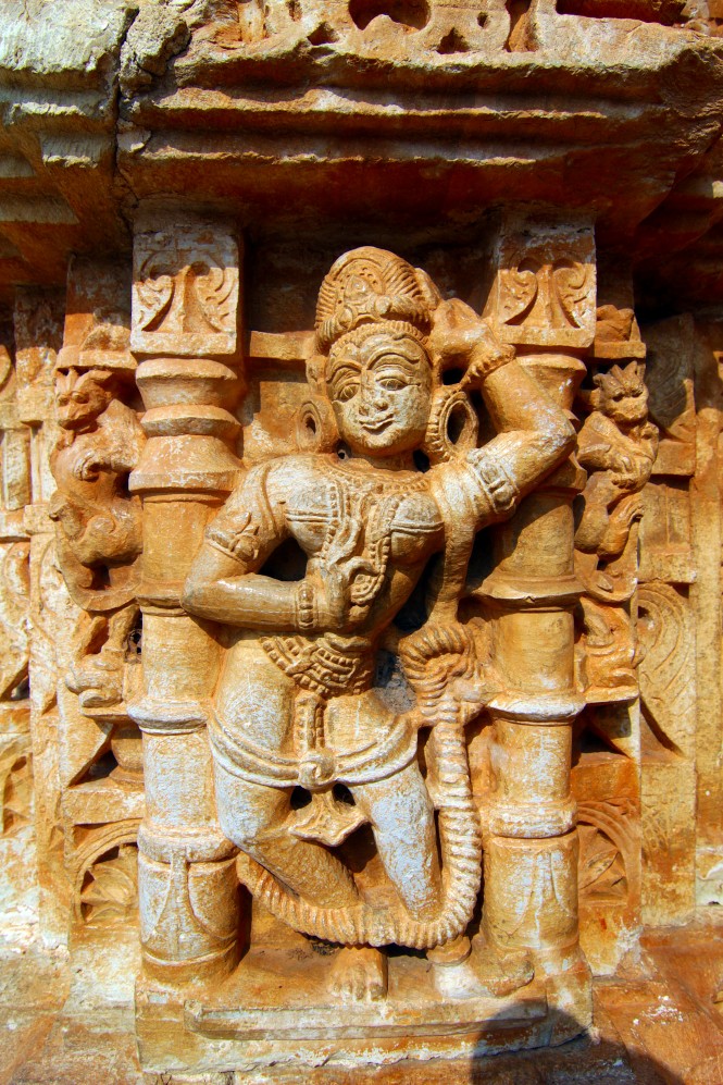 Intricate & mesmerizing Jain carvings on Kirti Stambha, Chittorgarh Fort