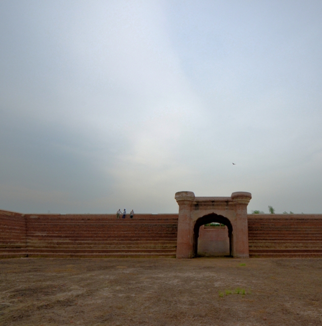 Animal ramp in the Pul Kanjari Monument