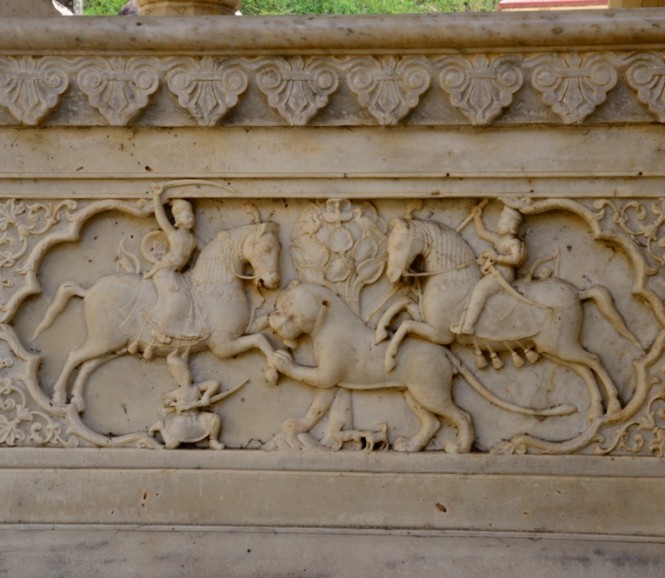 Courtyard - Artwork depicting horse riders hunting tiger