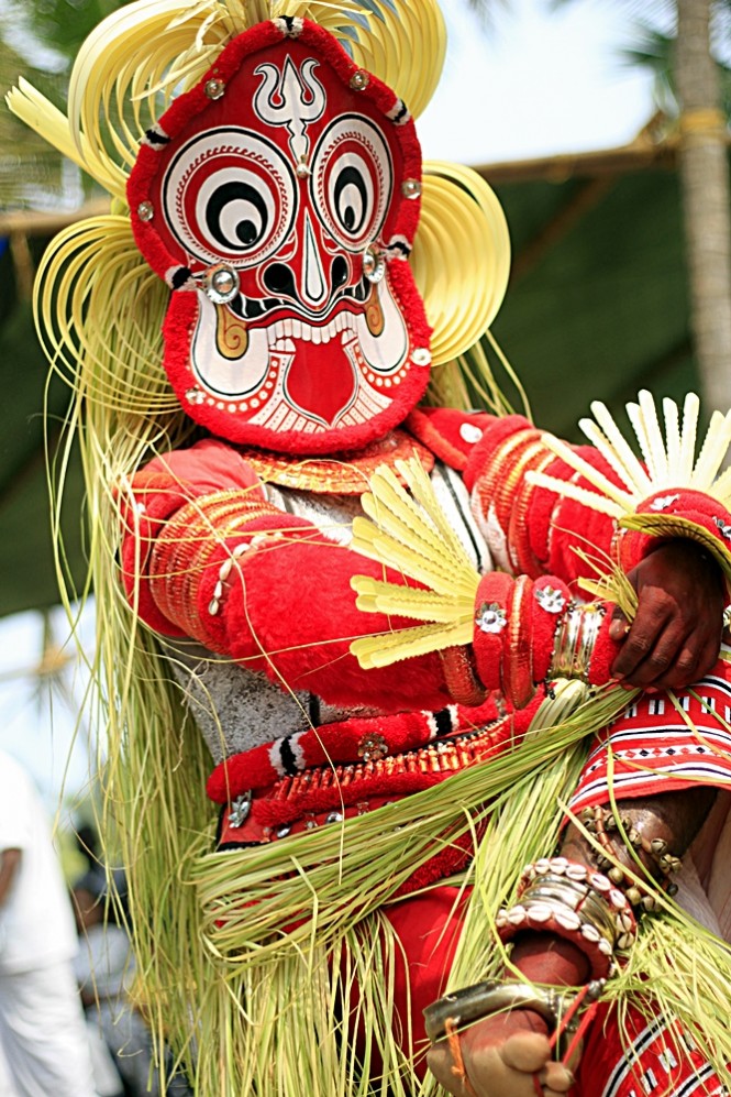 Gulikan Theyyam performance