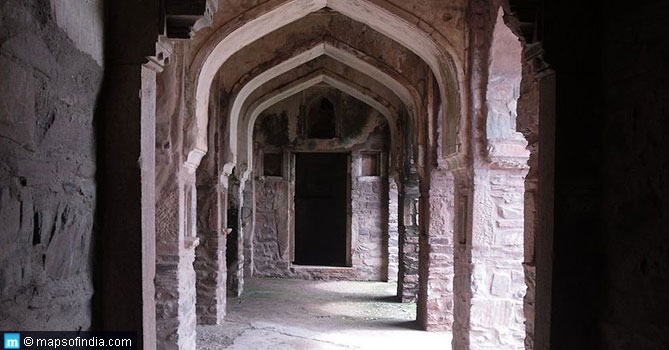 mazing Places to See Around Bhangarh Fort
