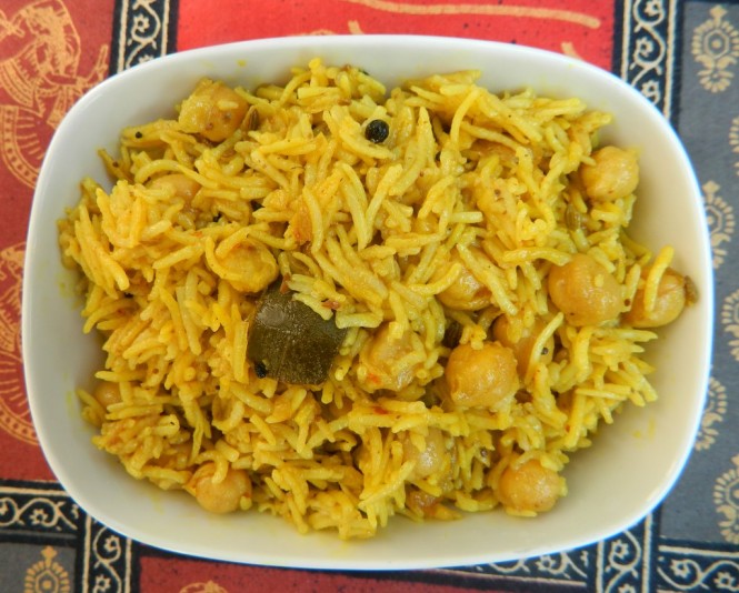 Achari Chana Pulao