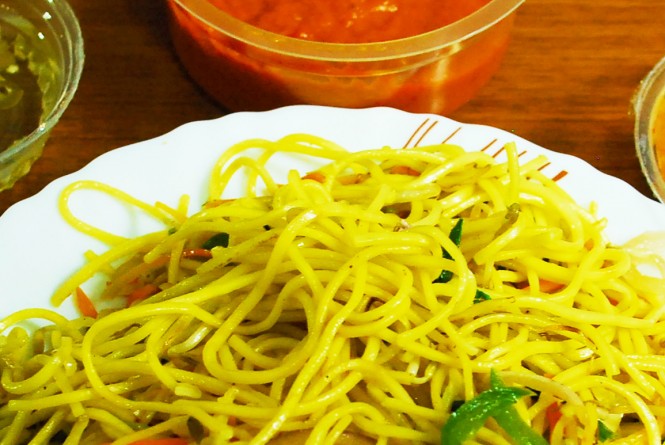 Veg hakka Noodles