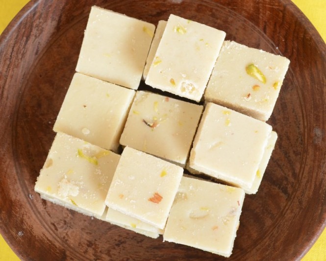 Khoya Pista Burfi