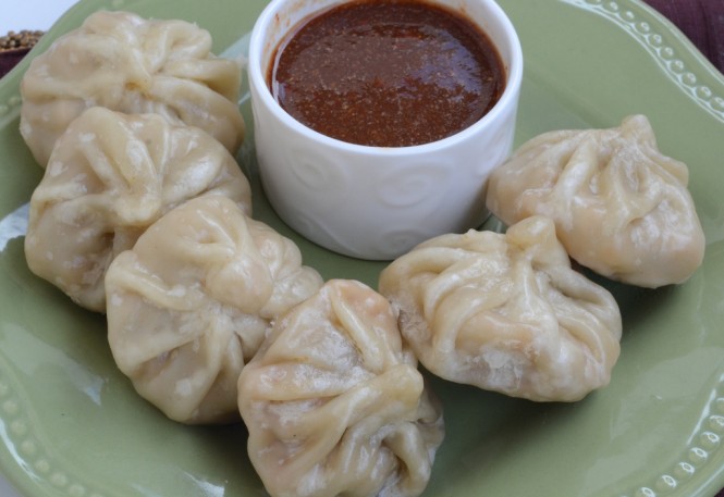 Momos