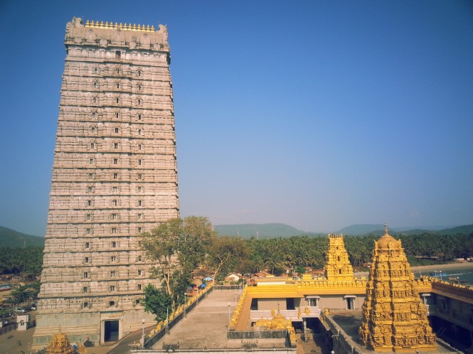 Murudeshwar Temple and its Gopura