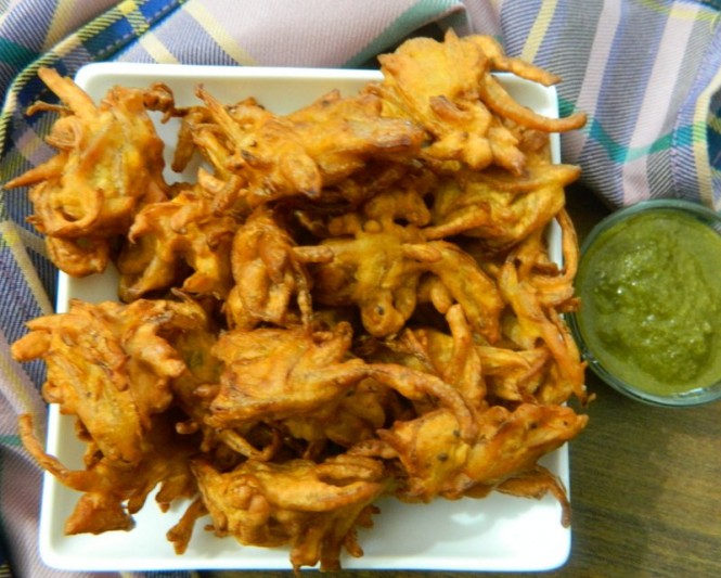 Pyaaz Ki Pakodi