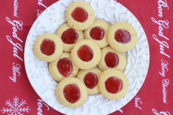 Raspberry Thumbprint Cookies