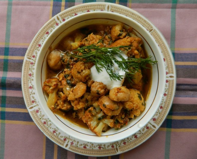 Shahi Gobhi Makhana