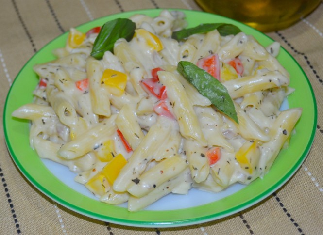 Vegetable Pasta In Creamy White Sauce