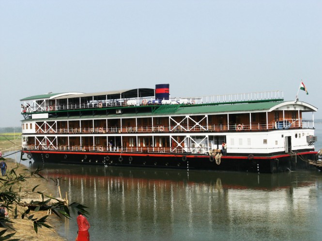 Cruising over the Ganges on the Bengal Pandaw - India