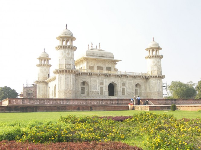 The Mausoleum of Itmad-ud-Daulah, Agra