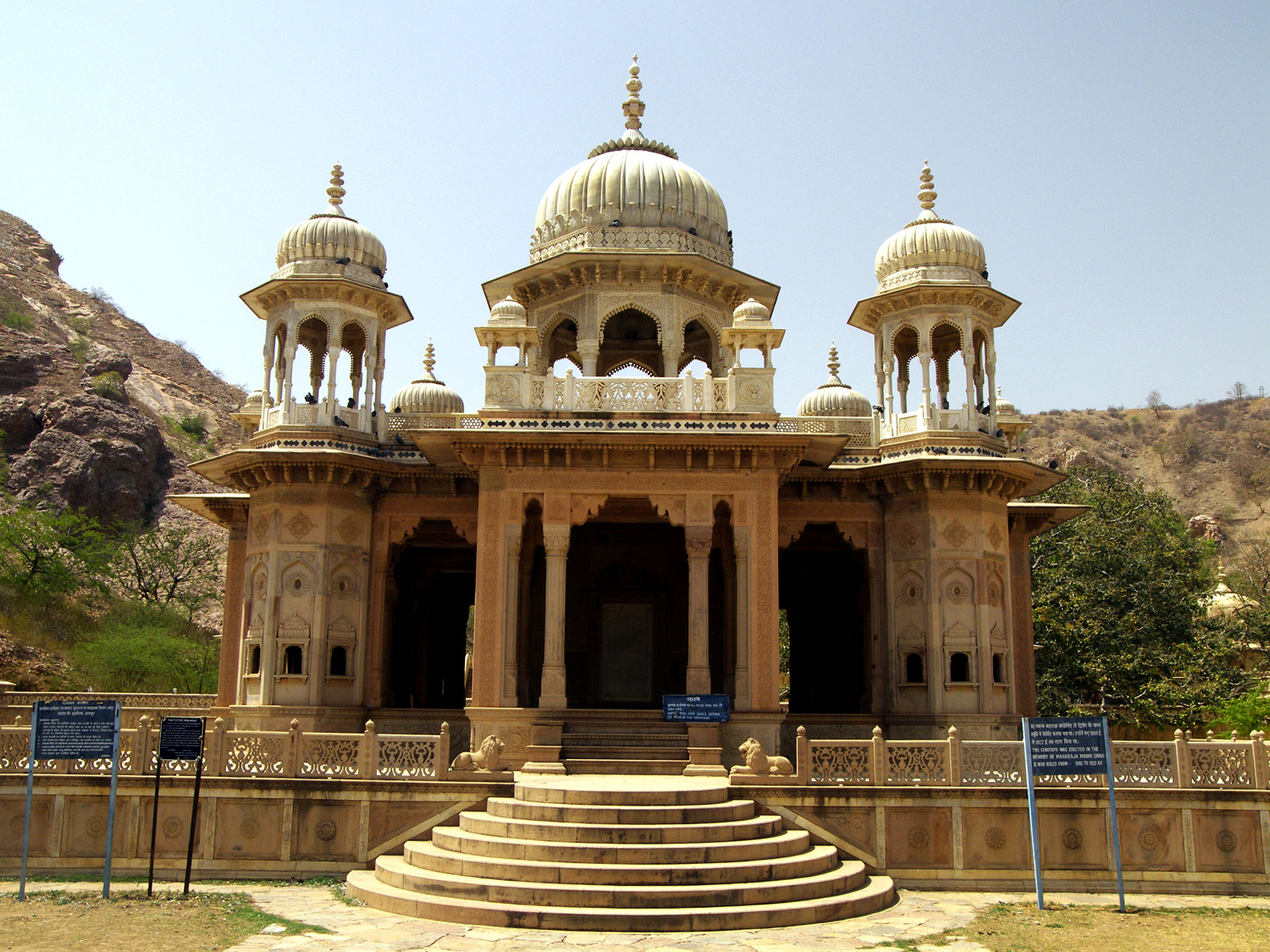 Maharani ki Chhatri: The Royal Cenotaph