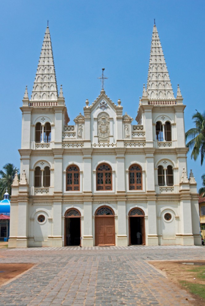 Santa Cruz Cathedral Basilica in Kochi