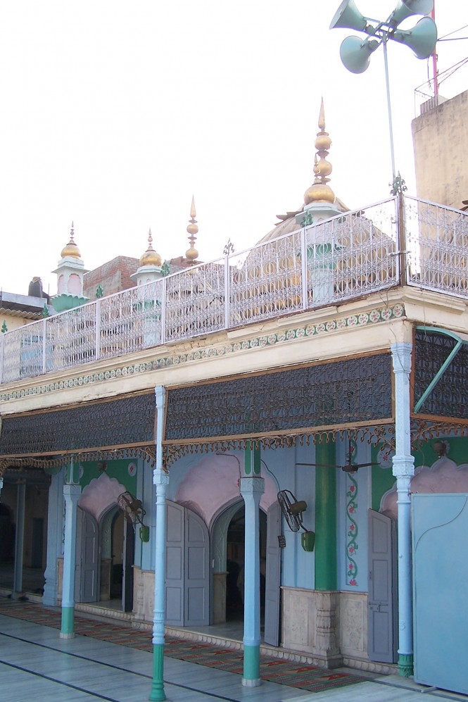 Sunehri Masjid in Delhi