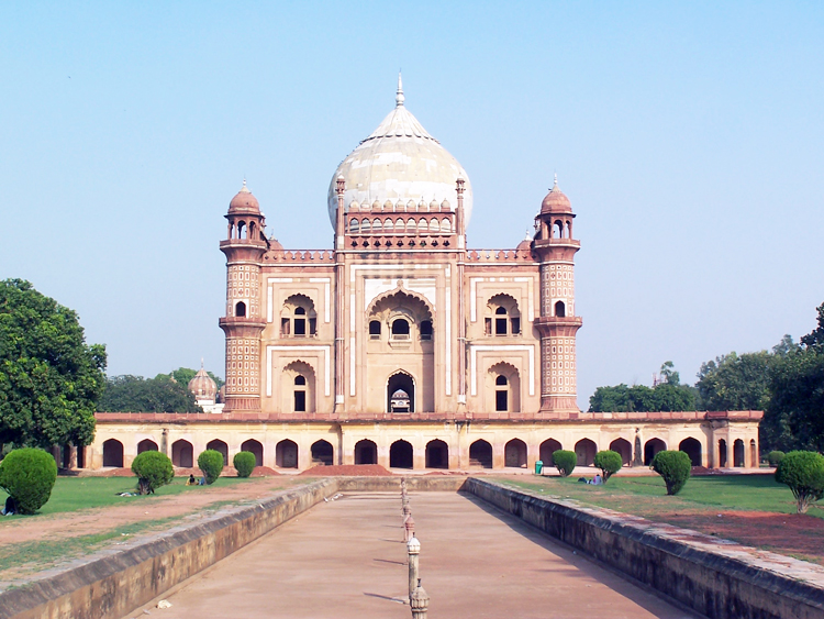 Safdarjang's Tomb