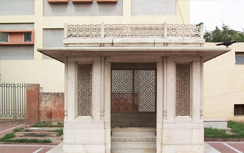 The Forgotten Tomb Of Mirza Ghalib