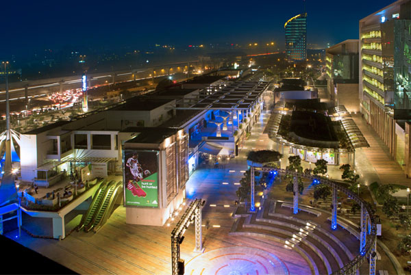Cyber Hub In Gurgaon Haryana Timmings Address Location Nearest Metro Station