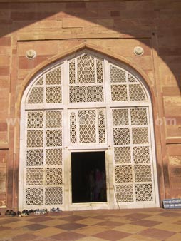 Sun And Shadow Akbar Gate