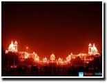 Visitors Walking Towards Rashtrapati Bhavan