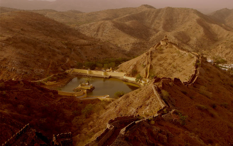 Amber Fort and adjoining lake